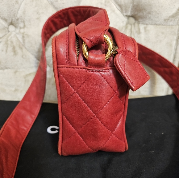 (SOLD)Rare Authentic Vintage Chanel red camera bag with charms. - Picture 14 of 16